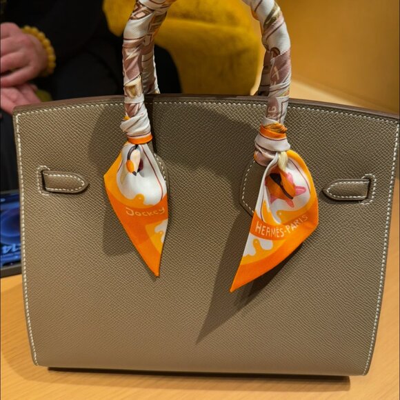 Hermès Birkin 25 – Epsom Calfskin in Etoupe - Picture 2 of 3